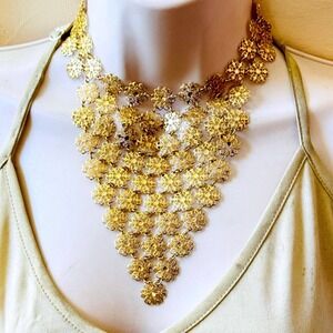 Vendome Signed Filigree mesh Necklace VTG Statement Choker Gold tone Regal 15.5"